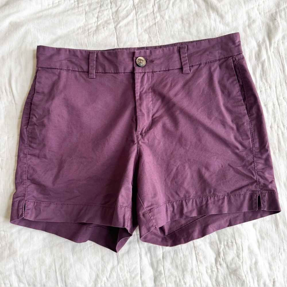 Old Navy Everyday Short Purple Womens Sz4
Split Hem Shorts